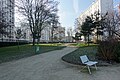 Square Julia Bartet